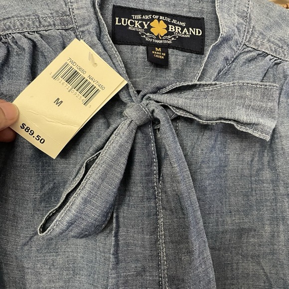 Lucky Brand Chambray Feminine Bow Button Down Shirt Denim Western Sz M NWT B5 - Picture 7 of 14